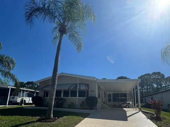 54 Calle De Lagos, Fort Pierce, FL 34951