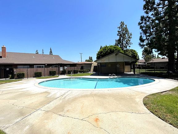 2nd image of 2122 S Acama St #A-d
