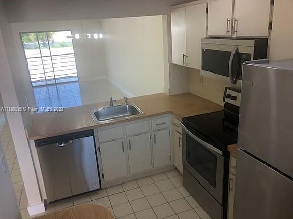 5th image of 20735 NE 8th Ct APT 201-12