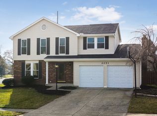 2251 Presley Dr, Grove City, OH