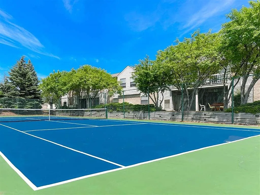 Thornberry Apartments — Photo 3