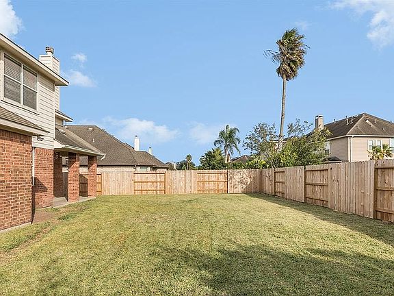 4th image of 10112 Erin Glen Way