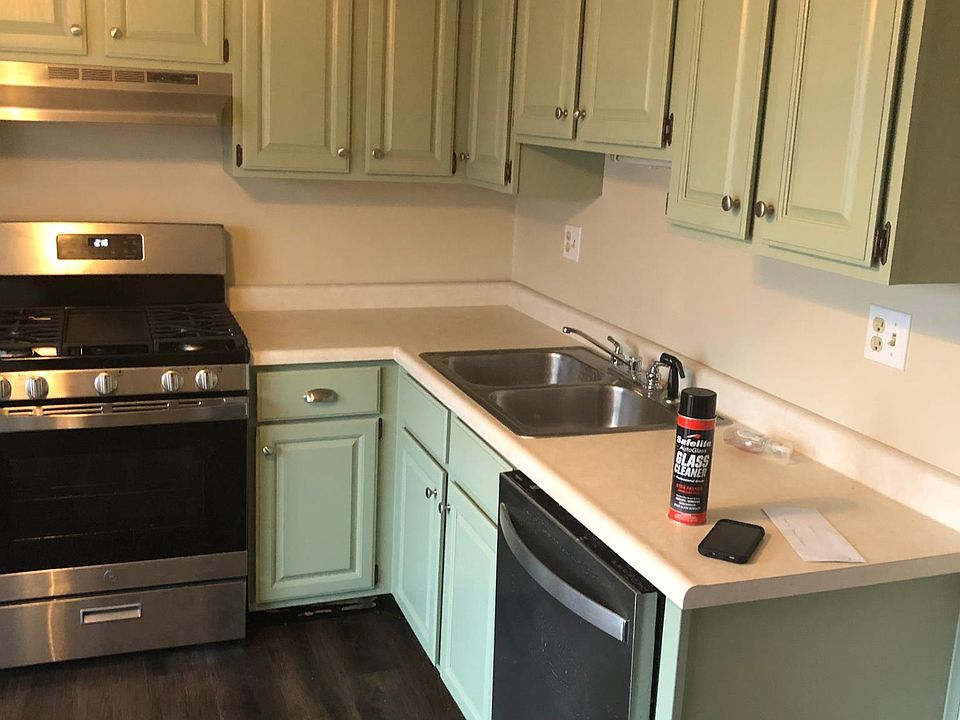 Kitchen main level
