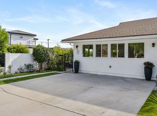 3207 Scott Rd #101, Burbank, CA 91504