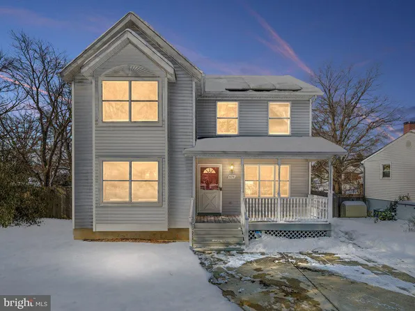 8076 Clark Station Rd, Severn, MD 21144