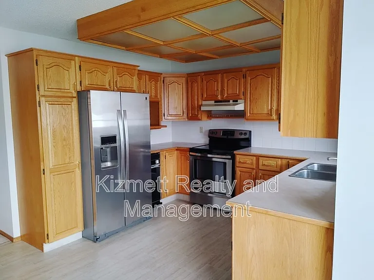 615 Forest Ln NW — Photo 18