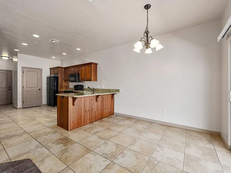 290 W Buena Vista Blvd #13 — Photo 6