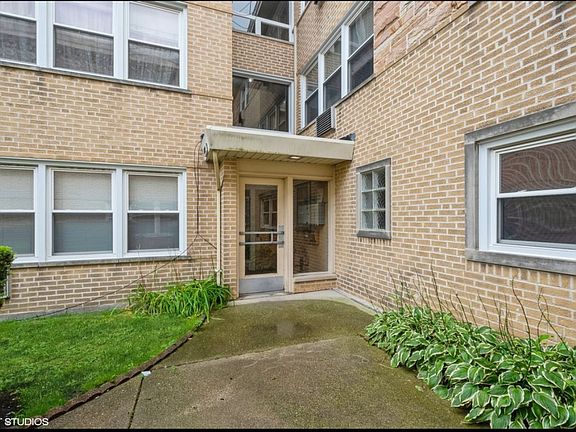 2nd image of 4629 Main St APT 3A