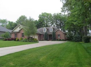 578 Overlook Dr, Lancaster, OH 43130