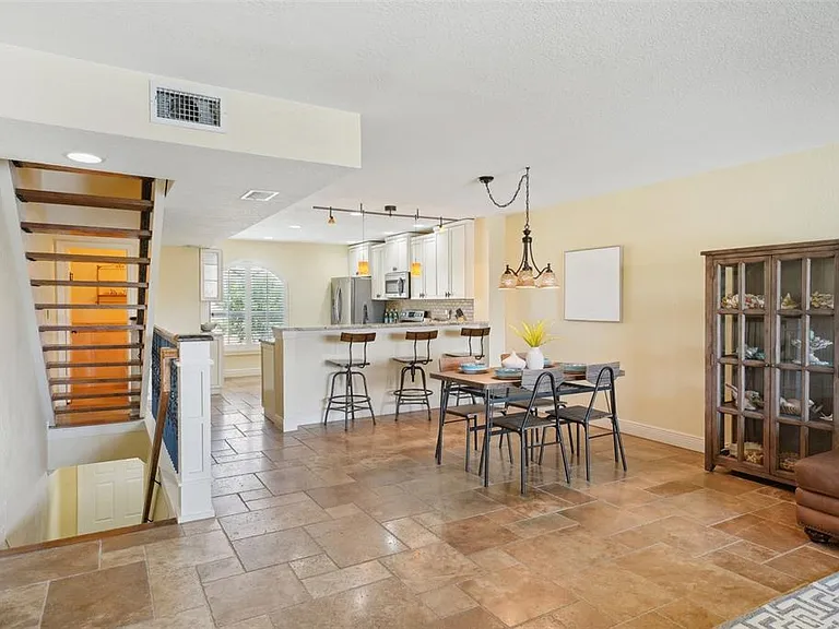 637 Pinellas Bayway S #105 — Photo 15