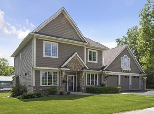 5341 Three Points Blvd, Mound, MN 55364