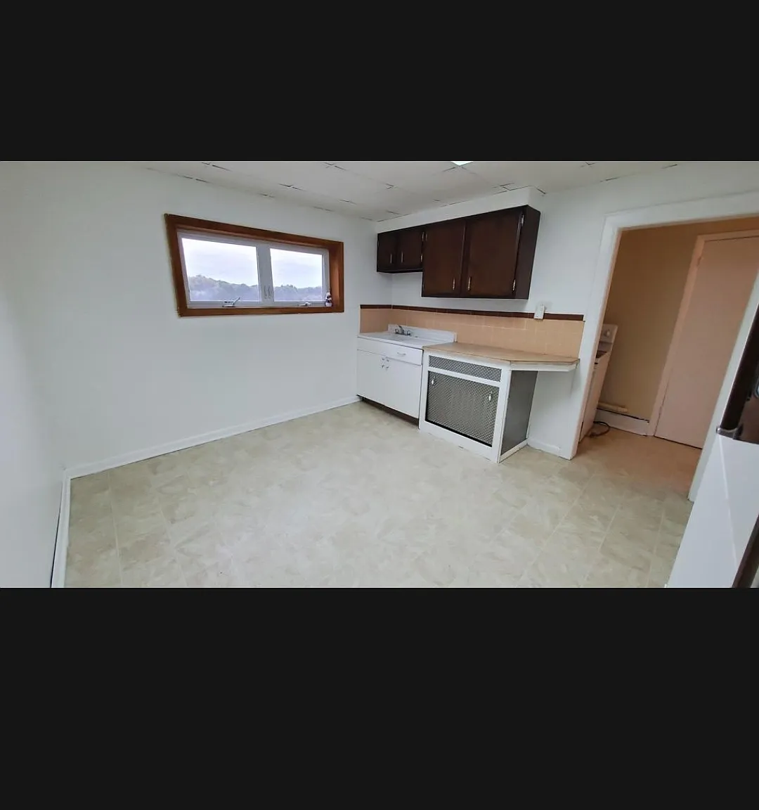 1 bed, 700 sqft, $900 — Photo 4