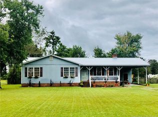 502 Colonial Dr, Broadway, NC 27505