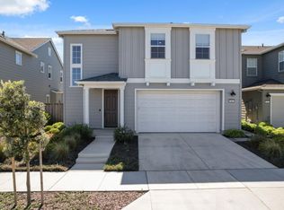 282 Wharf Terrace Cir, Marina, CA 93933