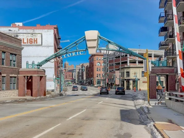 191 North Broadway #608, Milwaukee, WI 53202