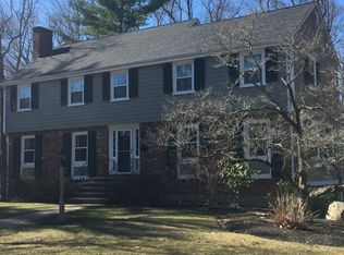 3 Candlewood Rd, Lynnfield, MA 01940