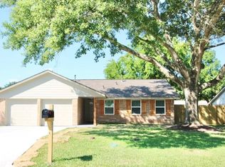 407 Morningside Dr, Friendswood, TX 77546