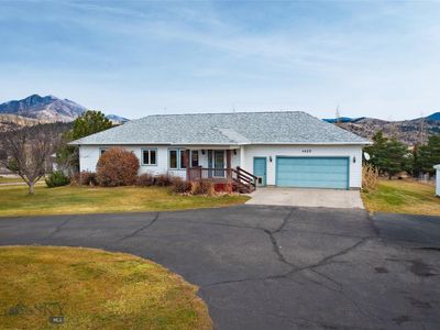 1425 Bluebird Ln, Bozeman, MT, 59715