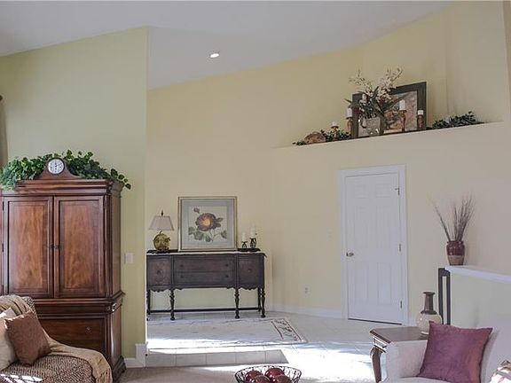 5th image of 2521 Mason Oaks Dr