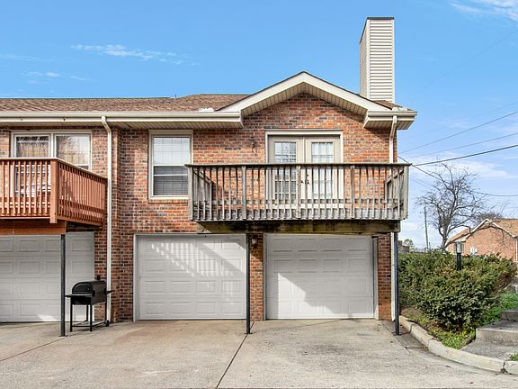 3rd image of 1200 Riverwood Pl APT 8