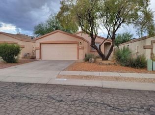 9468 E Bench Mark Loop, Tucson, AZ 85747