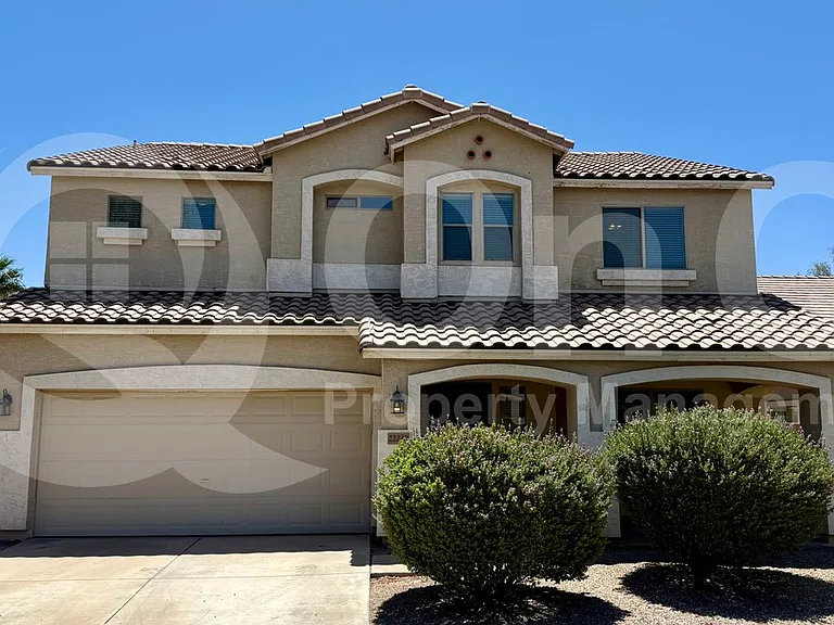 22249 E Calle De Flores — Photo 1