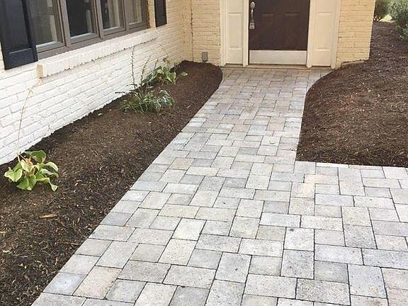 2nd image of 125 Sunset Dr