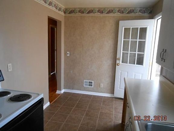 5th image of 1101 Pennway Dr