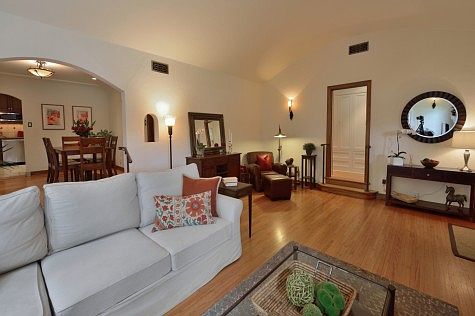 5th image of 2231 Selby Ave