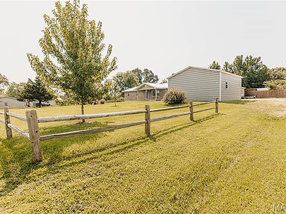 3rd image of 13430 Highway D