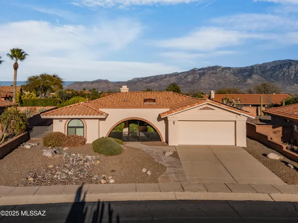 14420 N Crown Point Dr, Oro Valley, AZ 85755