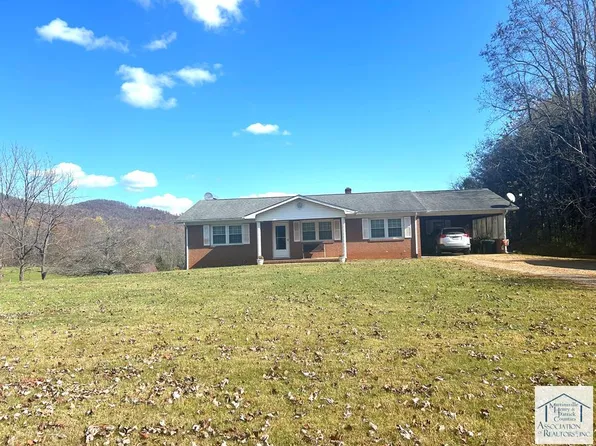96 Community Church Ln, Stuart, VA 24171