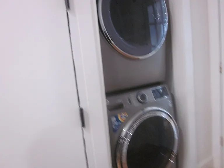 217 Maujer St #2R — Photo 11