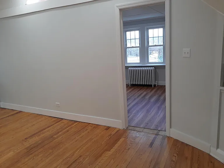 26 Cox Ave #2 — Photo 2