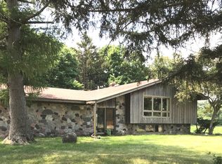 4437 E 13th Rd, Earlville, IL 60518