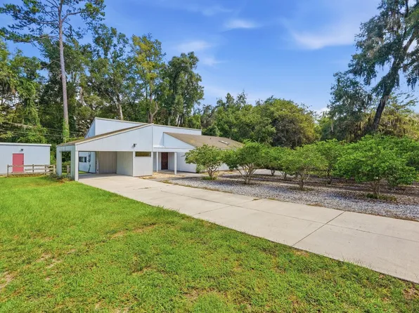 2266 SW 43rd Pl, Gainesville, FL 32608