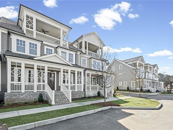4th image of 549 Groover St