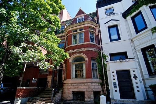1st image of 1917 N Lincoln Ave