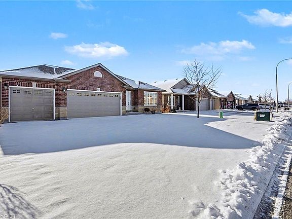 2nd image of 45 Helen Dr E