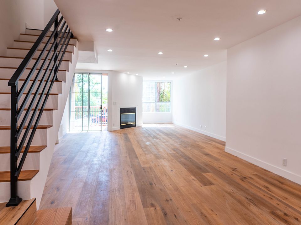 Living/ Dining rooms