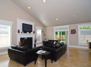 565 Silver Meadows Dr, Eugene, OR 97404