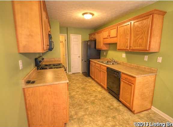 5th image of 5210 Sand Wood Ln