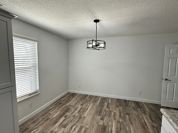Open concept kitchen with breakfast room.