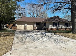 520 Simpson Rd, El Dorado, KS 67042