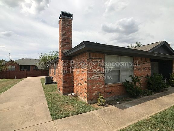 3rd image of 7041 Crosstimbers Ln