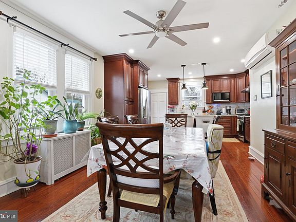 4th image of 14020 Dana Ave