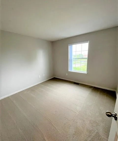 51820 E Pointe Ln — Photo 9