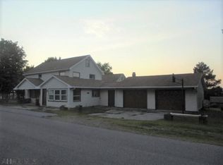 560 5th St, Colver, PA 15927