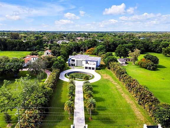 2nd image of 13441 Mustang Trl