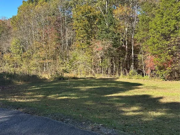 2298 Wildwood Dr, York, SC 29745
